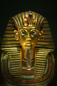 Dodenmasker van Toetanchamon, Caïro, Egypte door Unbekannt
