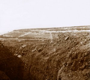 Loopgraven, ca. 1914-1918 door Unbekannt