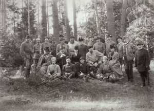 Tsaar Alexander III met familie en vrienden op jacht in het Bialowieza-woud, Rusland, 1894