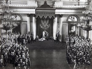 Tsaar Nicolaas II spreekt bij de opening van de eerste Doema, St. Petersburg, Rusland, 27 april 1906 door Unbekannt