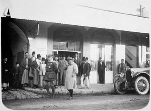Twee officieren van het Franse Vreemdelingenlegioen, Syrië door Unbekannt