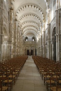 Vezelay basiliek schip, Vezelay, Frankrijk