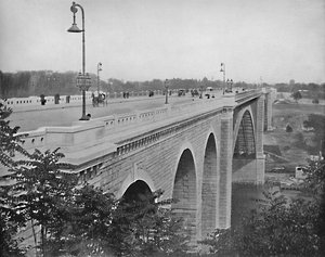 Washington Bridge, Harlem River, New York, ca. 1897 door Unbekannt