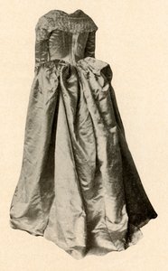 Witte satijnen trouwjurk gedragen door mevrouw St. Clair in Philadelphia, 1760