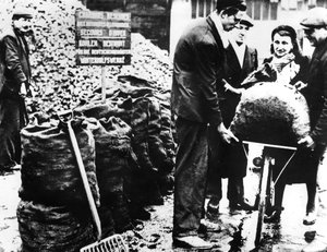 Winterhulp, distributie van kolen, Frankrijk 1940-1944 door Unbekannt