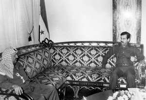 Yasser Arafat en Saddam Hoessein, Irak, 1987