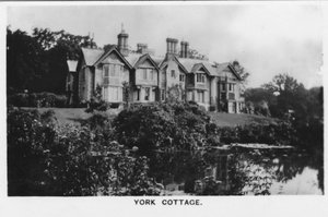 York Cottage, Sandringham, Norfolk, 1937 door Unbekannt