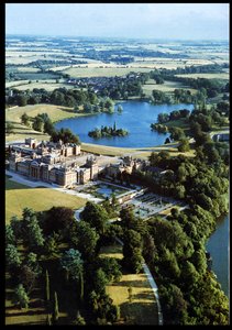 Luchtfoto van Blenheim Palace, Oxfordshire door Unbekannt Unbekannt