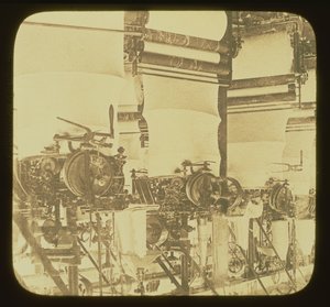 Breimachines aan het werk in de Wolsey Woollen Factory, Leicestershire, c.1850 door Unbekannt Unbekannt