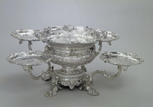 Newdegate middelpunt door Paul de Lamerie, 1743 door Unbekannt Unbekannt