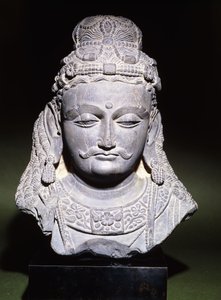 Groot hoofd van een Bodhisattva met neergeslagen blik, 2e-3e eeuw door Unbekannt