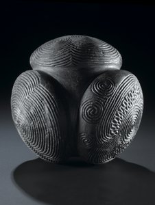 Gesneden bal van Glass Hill, Towie, Aberdeenshire, Neolithisch, c.3000 v.Chr. door Unbekannt