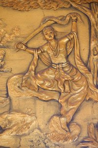 Chua Thiep Long boeddhistische pagode. De Grote Tonsuur: de Boeddha snijdt zijn haar af met zijn zwaard. Daarna verwisselde hij zijn prinsenkleren voor een bedelkleed. Toen begon hij zijn zoektocht naar verlichting Thay Ninh. Vietnam door Unbekannt
