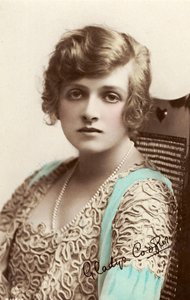 Dame Gladys Constance Cooper eind 19e/begin 20e eeuw door Unbekannter Künstler