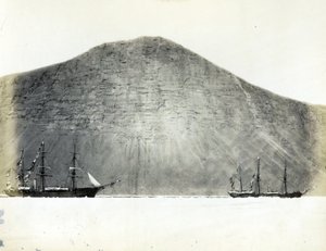 Vast van de ijsschots, onder Kaap Prescott, Franklin Pierce Bay (Canada) door Unbekannter Künstler