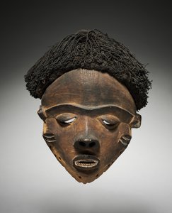 Vrouwelijk gezichtsmasker, Pende, begin 1900s