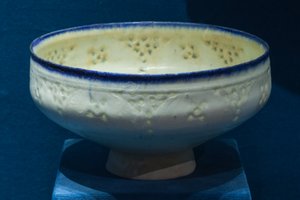 Kom op voet, waarschijnlijk Kashan, Seljuq-periode door Unbekannt