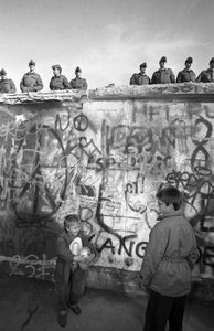 Duitse hereniging, val van de Berlijnse Muur, Duitsland door Unbekannt