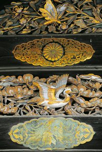 Vergulde vogels en vlinders, (detail) van Ninomaru-paleis, Nijo-kasteel, Kyoto door Benjamin Baud