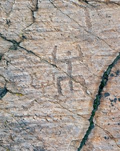 Menselijke figuren, rotstekeningen in het Naquane Nationaal Park voor Rotstekeningen (Unesco Werelderfgoedlijst)