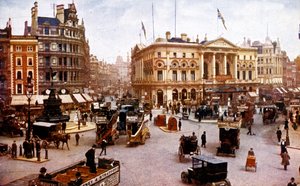 Londen - Piccadilly Circus, begin 1900 (ansichtkaart)