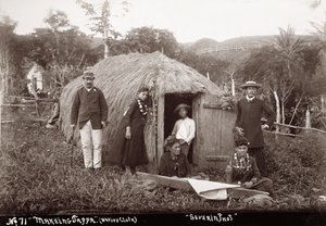 Het maken van Tappa, een inheems doek, ca. 1875 door Unbekannt