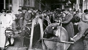 Munitiewerkers tijdens de Eerste Wereldoorlog