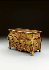 Regence Boulle marqueterie commode en tombeau, 18e - 19e eeuw door Unbekannt