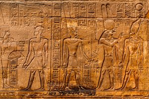Reliëf, nieuw leven wordt ingeblazen in de farao, Luxortempel, Thebe, Egypte, Afrika