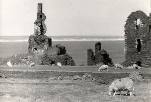 Ruïnes van een kasteel, Wick, Hooglanden door Unbekannt