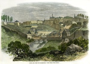 De stad en het fort van Luxemburg gezien vanuit het noorden door Alec Hunter