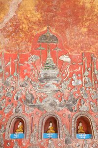 Muur met kleine Boeddha