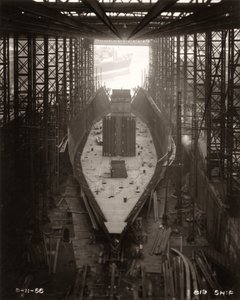 Werk begint aan de schotten van Northbank bij de scheepswerf van William Doxford & Sons, Sunderland, 8 november 1956 door Unbekannter Künstler