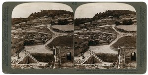 Oude koninklijke stad Samaria, waar Philip Christus predikte, kijkend naar het westen, Palestina, 1900 door Underwood and Underwood
