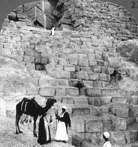 Ingang van de Grote Piramide van Gizeh, Egypte, 1905