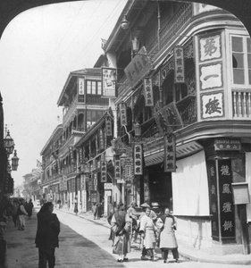 In de straat van de theehuisjes, Shanghai, China, 1901