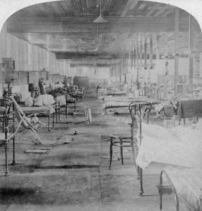 Modderhal, de laatste gevangenis bezet door de Britse officieren in Pretoria, Zuid-Afrika, 1901 door Underwood and Underwood