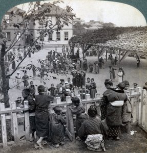 Schoolgebouw en terrein, Yokohama, Japan, 1904
