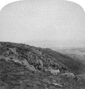 Zuidelijke helling van Spion Kop, Zuid-Afrika, Boerenoorlog, 1901 door Underwood and Underwood