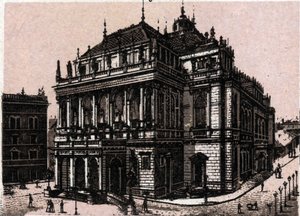 Boedapest, Hongarije: uitzicht op de Magyar Kiralyi Operahaz (opera). in 
