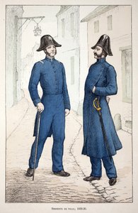 Stadssergeanten (1829-1830). Kleurgravure, ter illustratie van het boek Histoire du corps des gardiens de la paix, gepubliceerd onder auspiciën van Louis Lepine (1846-1933) prefect van politie van de Seine, door Alfred Rey (1864-?) en Louis Feron (1862-?).