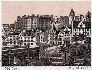 Edinburgh, Schotland: uitzicht op de Oude Stad in Edinburgh. Uit 