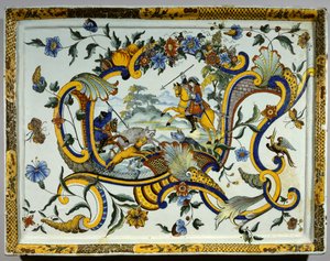 Faience schaal met een wilde zwijnen jachtscène