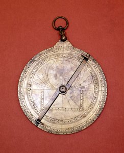 Gotische astrolabium uit de 14e eeuw. Milaan, Musei del castello.