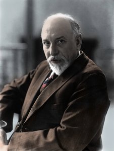 Portretten van de Italiaanse schrijver Luigi Pirandello rond 1920. door Unknown Artist