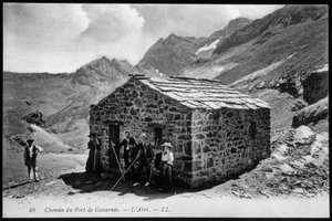 Weg naar de haven van Gavarnie: de schuilplaats (bergschuilplaats) - ansichtkaart, eind 19e eeuw door Unknown artist