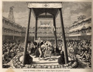 Het circus van worstelaars, die wachten op hun beurt om te vechten, vindt plaats in de arena onder de houten kooi; overal omheen, de menigte toeschouwers en gokkers kijken gepassioneerd naar de gevechten. Gravure ter illustratie van de reis naar Japan, doo