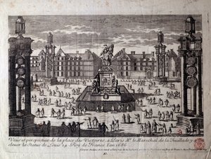 Zicht op Place des Victoires in Parijs met het standbeeld van Lodewijk XIV