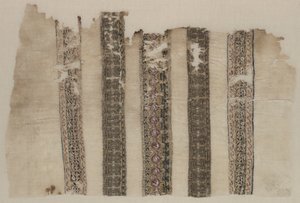 Fragment samengesteld uit delen van drie textielstukken van Tiraz-stijl door Unknown artist