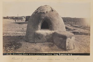 Mexicaanse bakoven, kippenhok, hondenkennel enz.